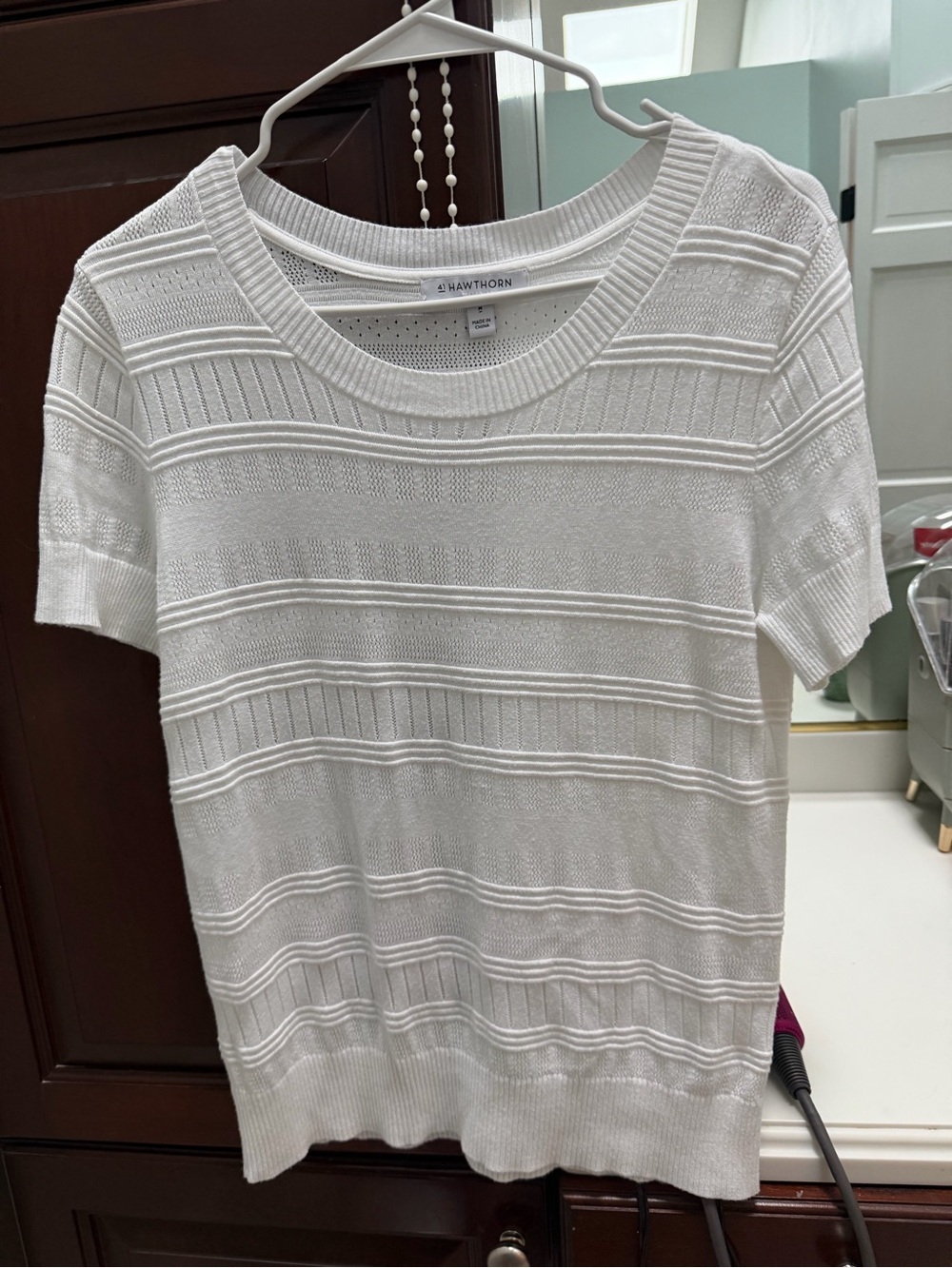 41 Hawthorn White Short-Sleeve Textured Knit Top